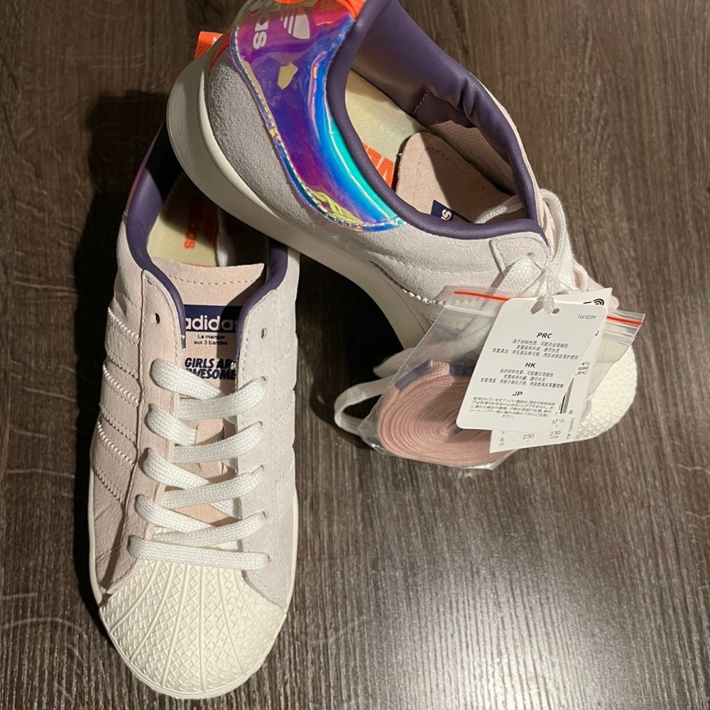 Adidas Women's Originals Superstar Plateau Sneaker FW8084 size 6 new with tags